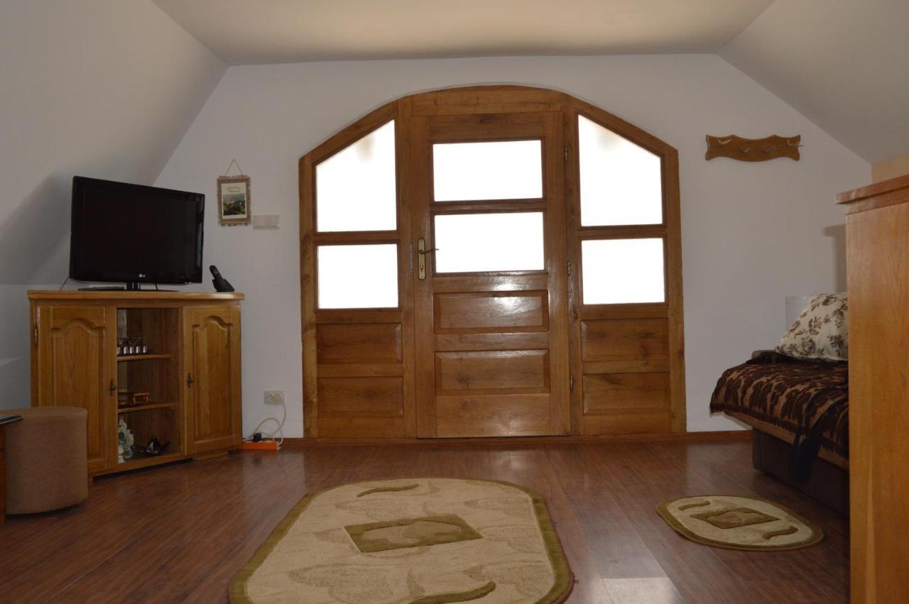 Bed and Breakfast Casa Vlasea Albesti Sighișoara Zewnętrze zdjęcie